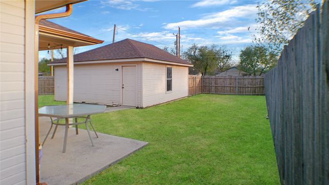 1806 SE 15th Street, Mineral Wells, TX 76067