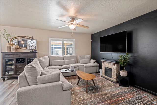 949 W TEAL RUN WAY, Salt Lake City, UT 84119