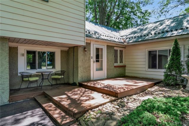 1715 Hopkins Road, Amherst, NY 14068