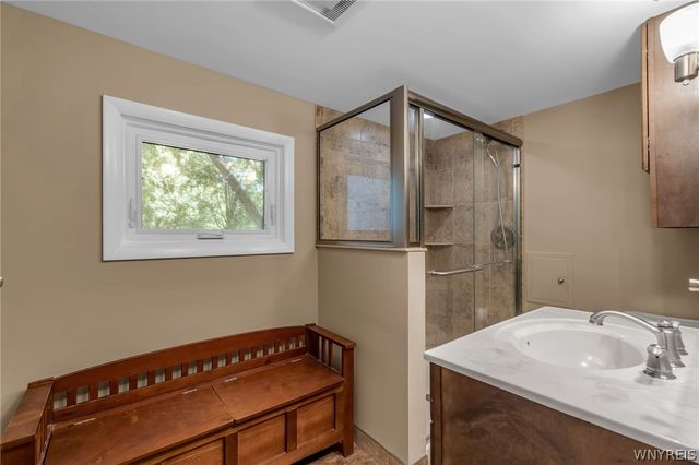 1715 Hopkins Road, Amherst, NY 14068