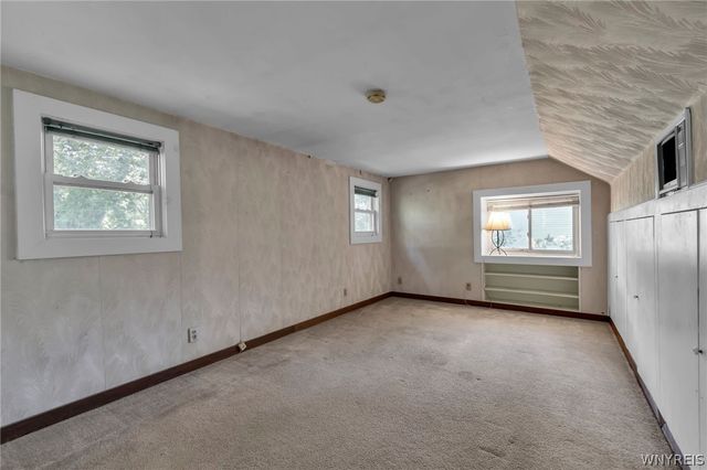 1715 Hopkins Road, Amherst, NY 14068