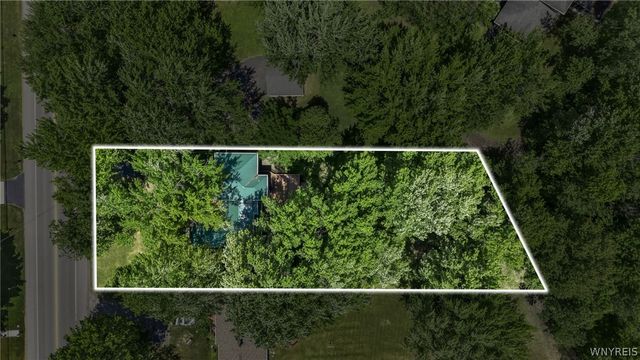 1715 Hopkins Road, Amherst, NY 14068