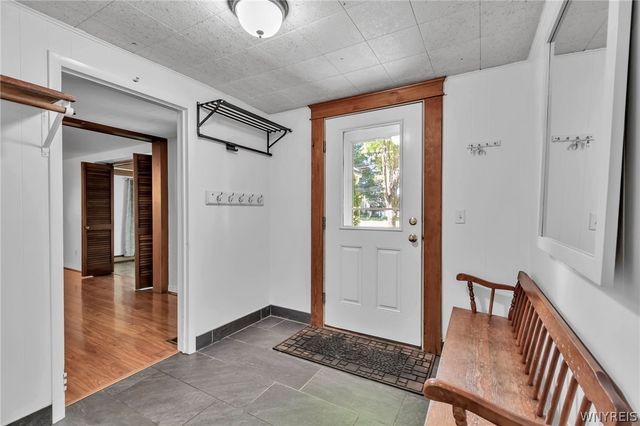 1715 Hopkins Road, Amherst, NY 14068