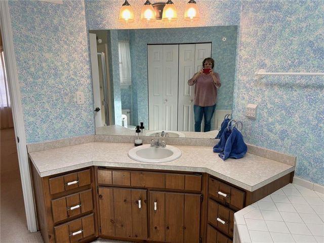 5162 Irwin Court SW, Lilburn, GA 30047