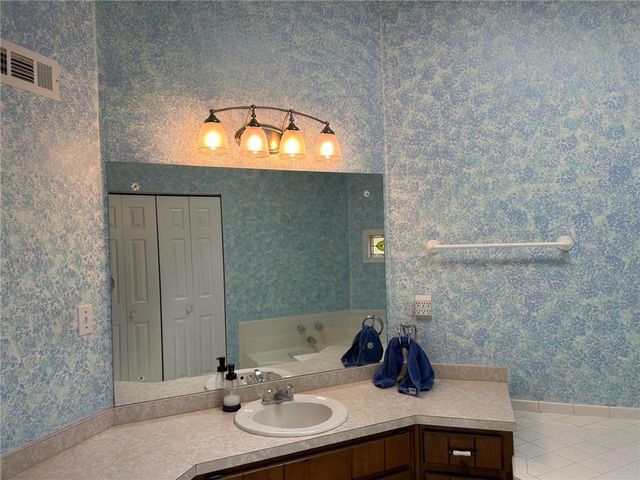 5162 Irwin Court SW, Lilburn, GA 30047