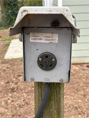 5162 Irwin Court SW, Lilburn, GA 30047