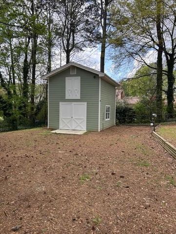 5162 Irwin Court SW, Lilburn, GA 30047