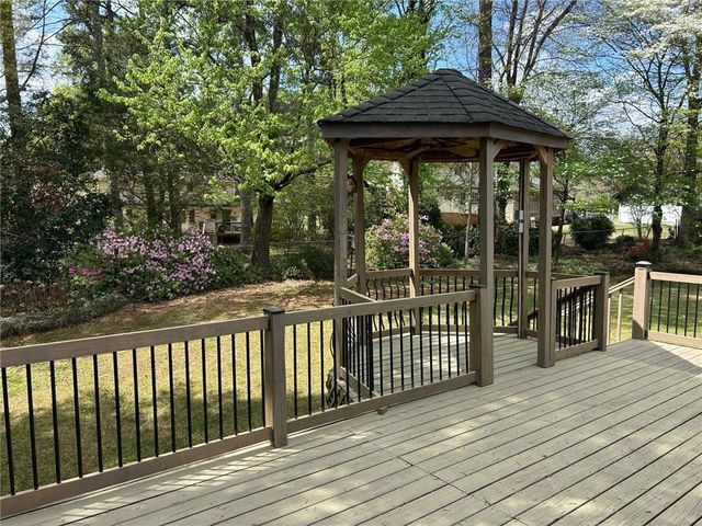 5162 Irwin Court SW, Lilburn, GA 30047