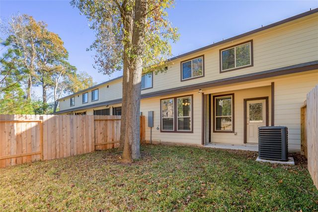 15524 Marina Drive, Montgomery, TX 77356