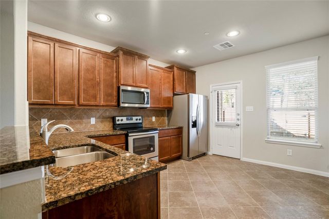 15524 Marina Drive, Montgomery, TX 77356