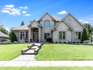 215 Sonoma Road, New Lenox, IL 60451