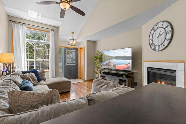 2245 River Rock Lane, Shakopee, MN 55379