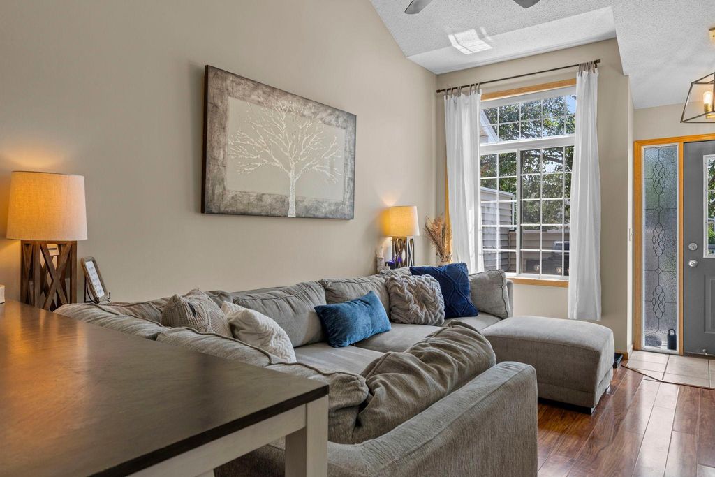 2245 River Rock Lane, Shakopee, MN 55379 — photo 5