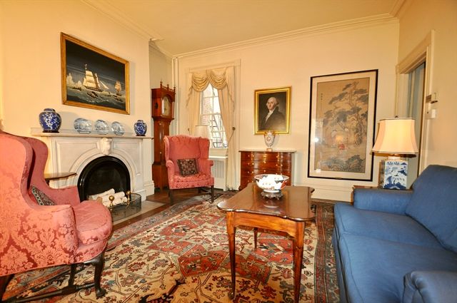 81 Pinckney St, Boston, MA 02114