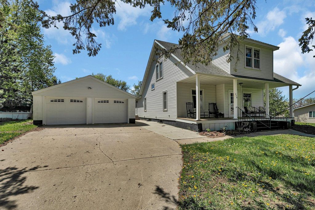 310 Hazel Avenue E, Kimball, MN 55353