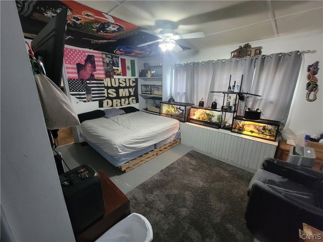 202 Darlington Road East, Salina, NY 13208
