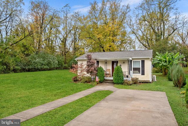219 JOSEPHINE ST, Berryville, VA 22611