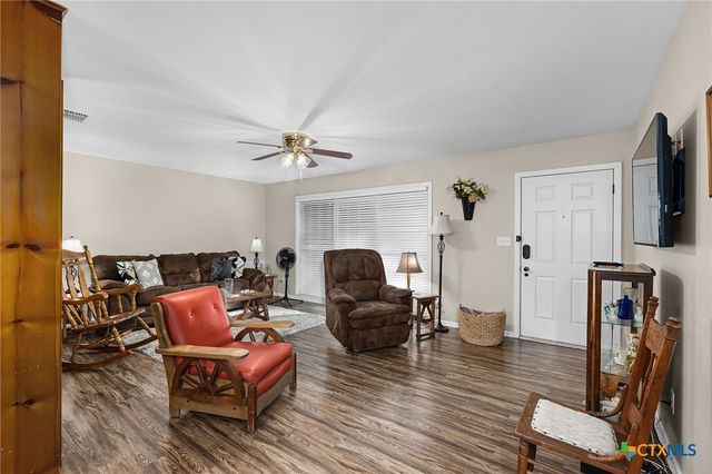 2052 Gruene Road, New Braunfels, TX 78130