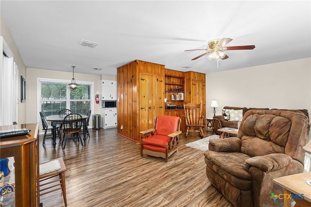 2052 Gruene Road, New Braunfels, TX 78130