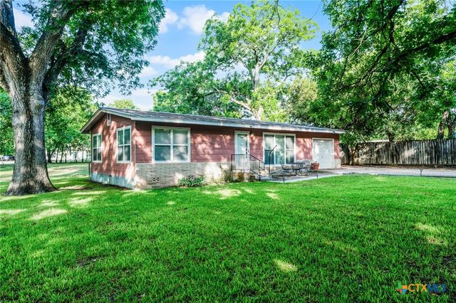 2052 Gruene Road, New Braunfels, TX 78130