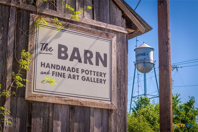 2052 Gruene Road, New Braunfels, TX 78130