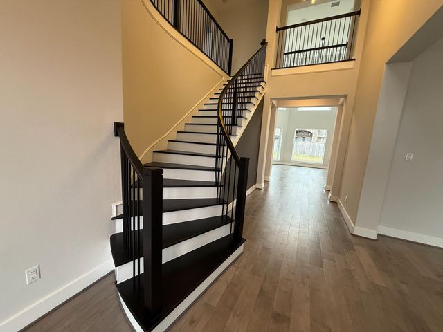 21319 Blue Wood Aster Court, Cypress, TX 77433