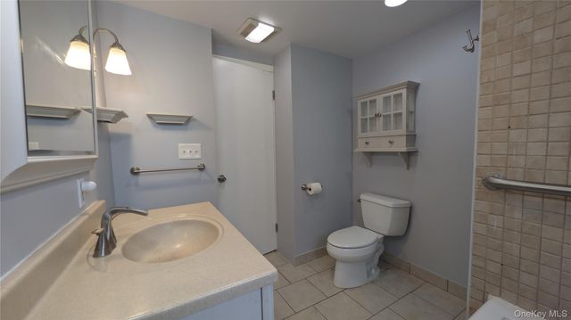 26 Roslyn Road, Carmel, NY 10512