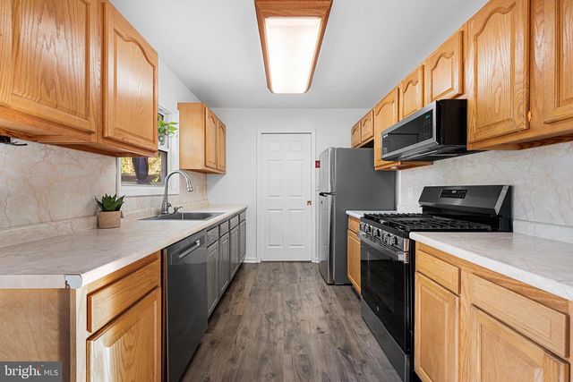 249 KELLER ST, Bayville, NJ 08721