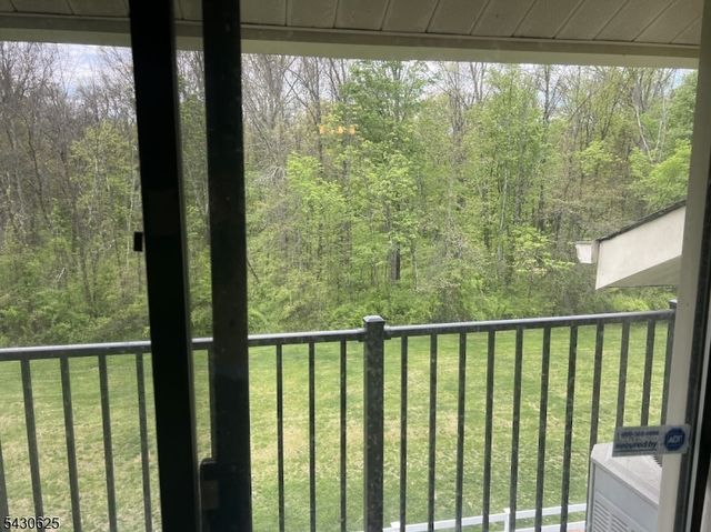 58 Baldwin Ct, Bernards Twp., NJ 07920