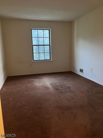 58 Baldwin Ct, Bernards Twp., NJ 07920