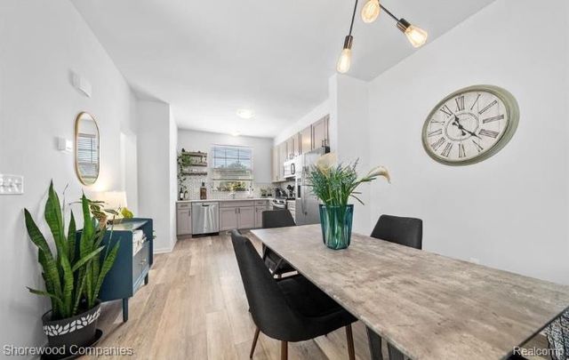 550 Parkdale Lane 1, Ferndale, MI 48220