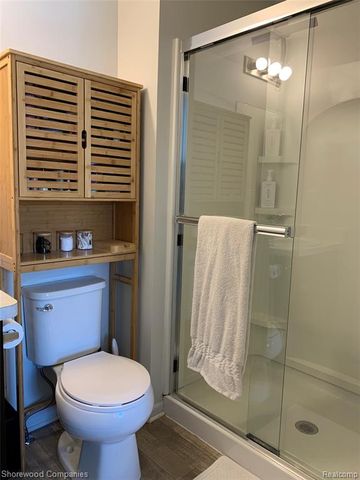 550 Parkdale Lane 1, Ferndale, MI 48220