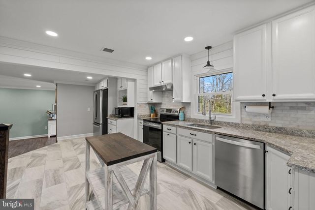 4420 DYES LN, Bealeton, VA 22712