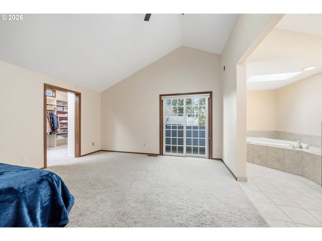 13825 Sw WEIR Rd, Beaverton, OR 97008