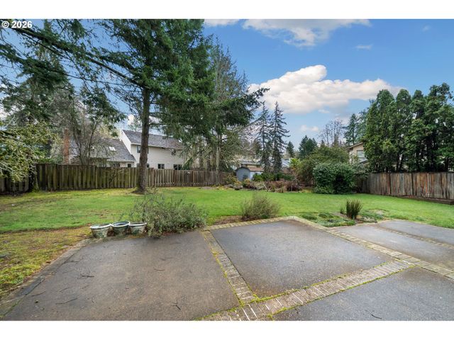 13825 Sw WEIR Rd, Beaverton, OR 97008