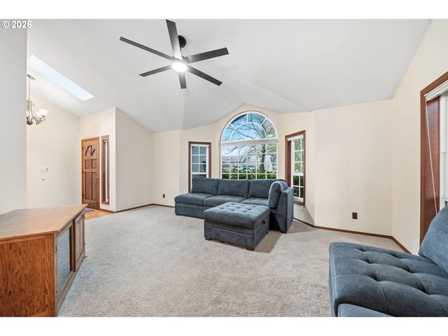 13825 Sw WEIR Rd, Beaverton, OR 97008