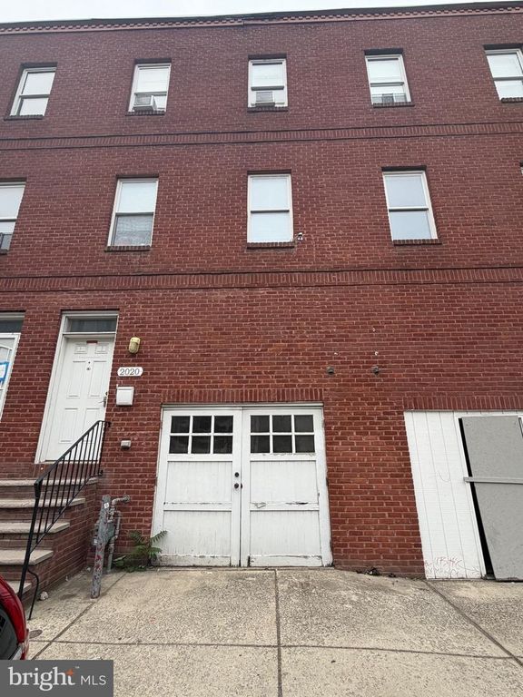 2020 N 17TH ST, Philadelphia, PA 19121