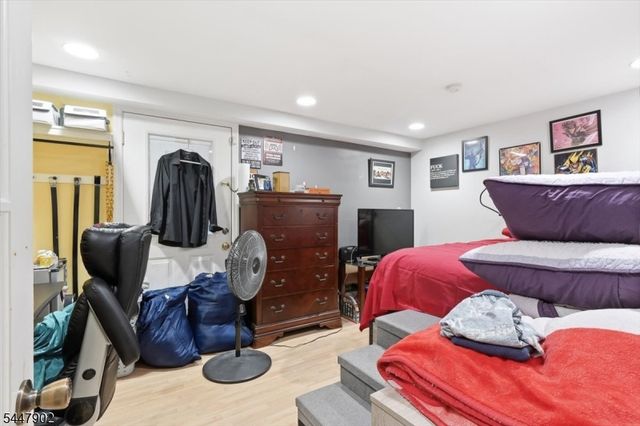 199 Avenue A, Bayonne City, NJ 07002