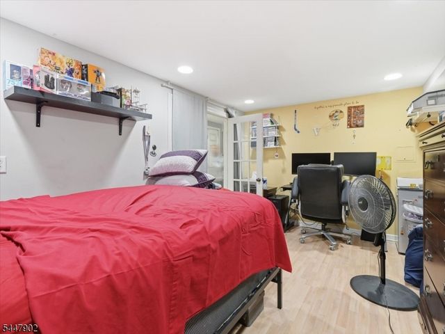 199 Avenue A, Bayonne City, NJ 07002