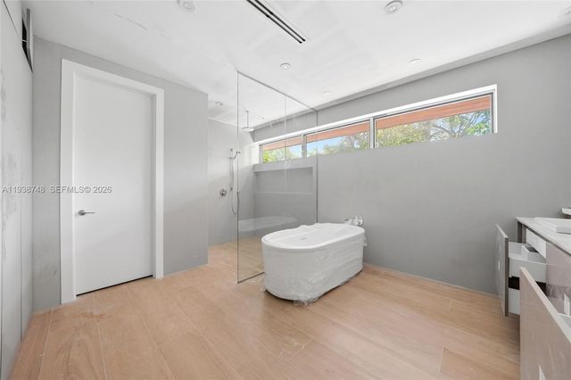 4150 Loquat Ave, Miami, FL 33133