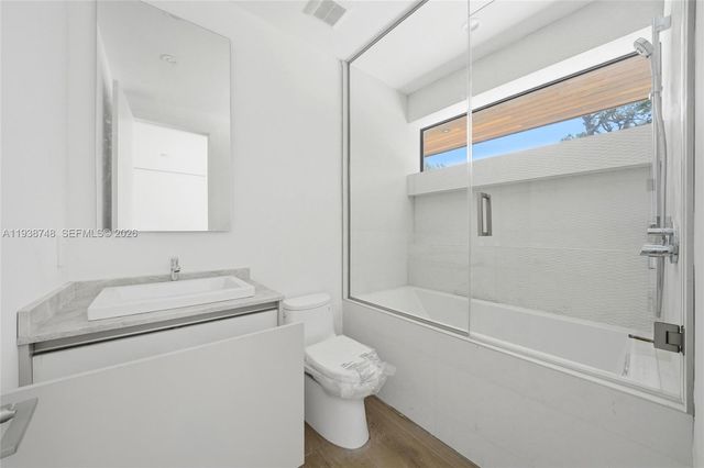 4150 Loquat Ave, Miami, FL 33133