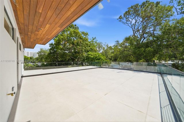 4150 Loquat Ave, Miami, FL 33133