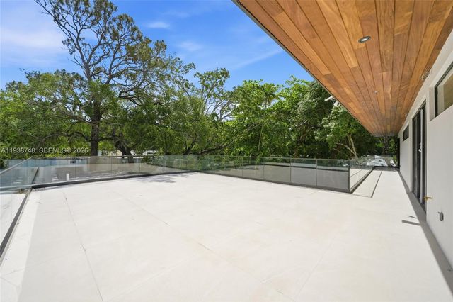 4150 Loquat Ave, Miami, FL 33133