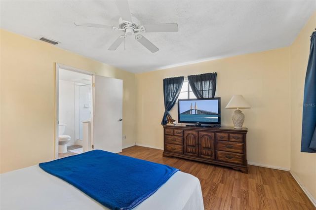 3873 50TH AVENUE S, St Petersburg, FL 33711