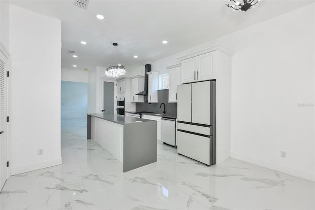 2816 CORRINE STREET 2, Tampa, FL 33605