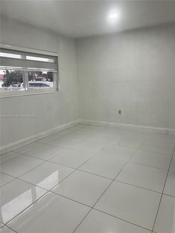 6550 W 8th Ave 1, Hialeah, FL 33012