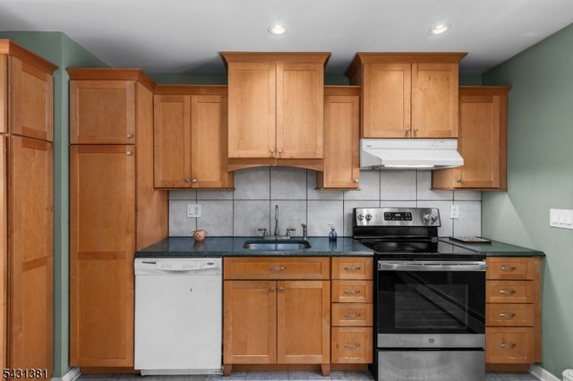 1089 Green Pond Rd, Rockaway Twp., NJ 07435