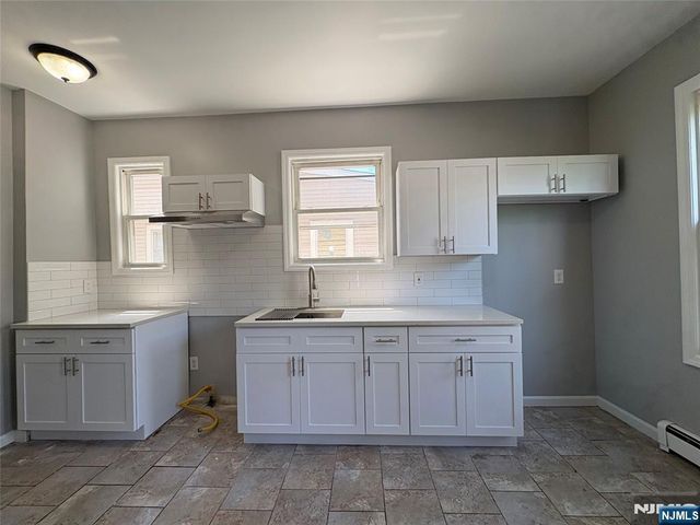 119-121 End Avenue 2, Newark, NJ 07106