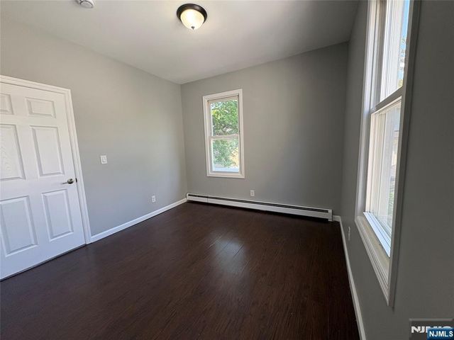 119-121 End Avenue 2, Newark, NJ 07106