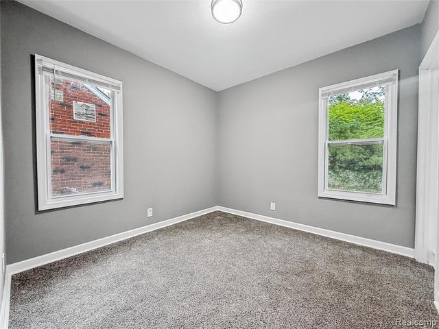 9920 Balfour Road, Detroit, MI 48224